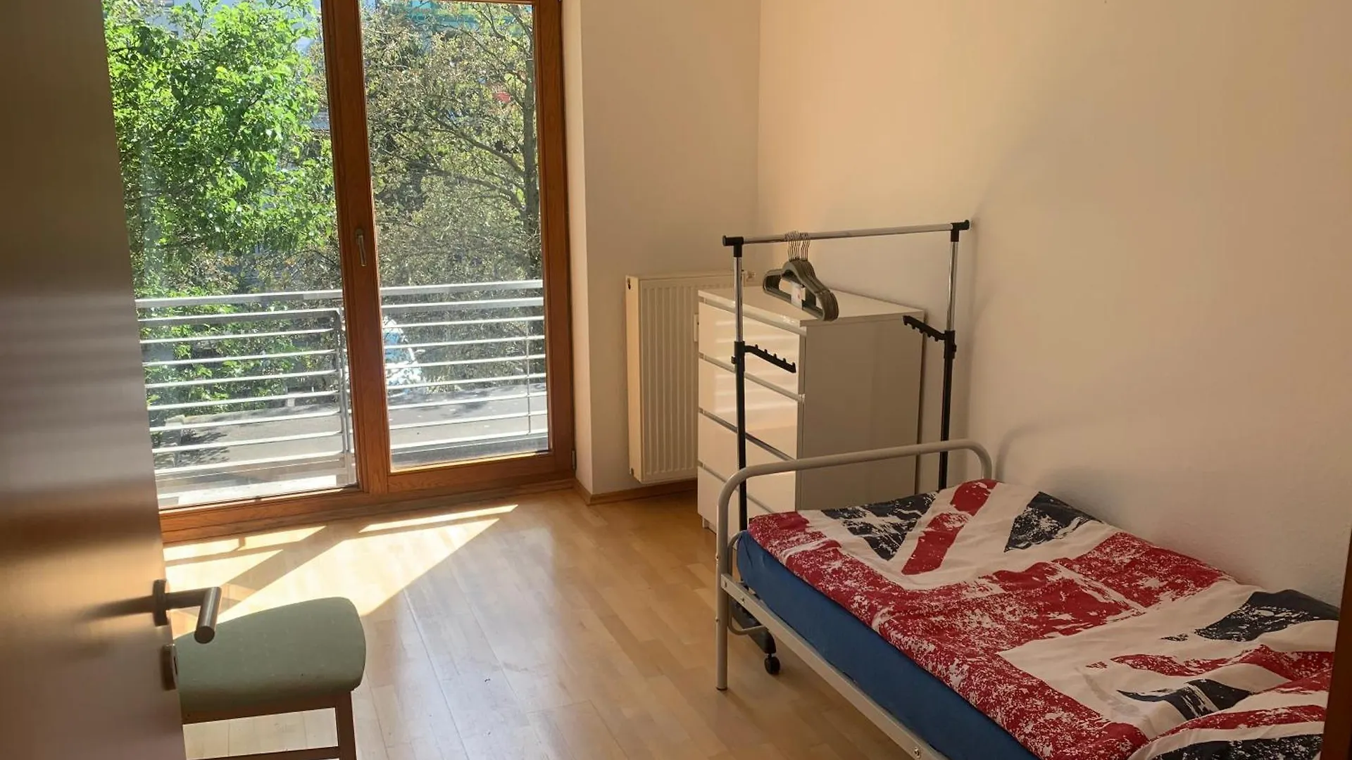 Lovely 3 Room Apartment For 4 P, Messe, U-Bahn, Park 하노버
